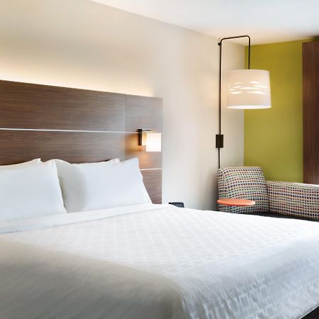 Holiday Inn Express & Suites - Columbus - Worthington By Ihg Exteriör bild