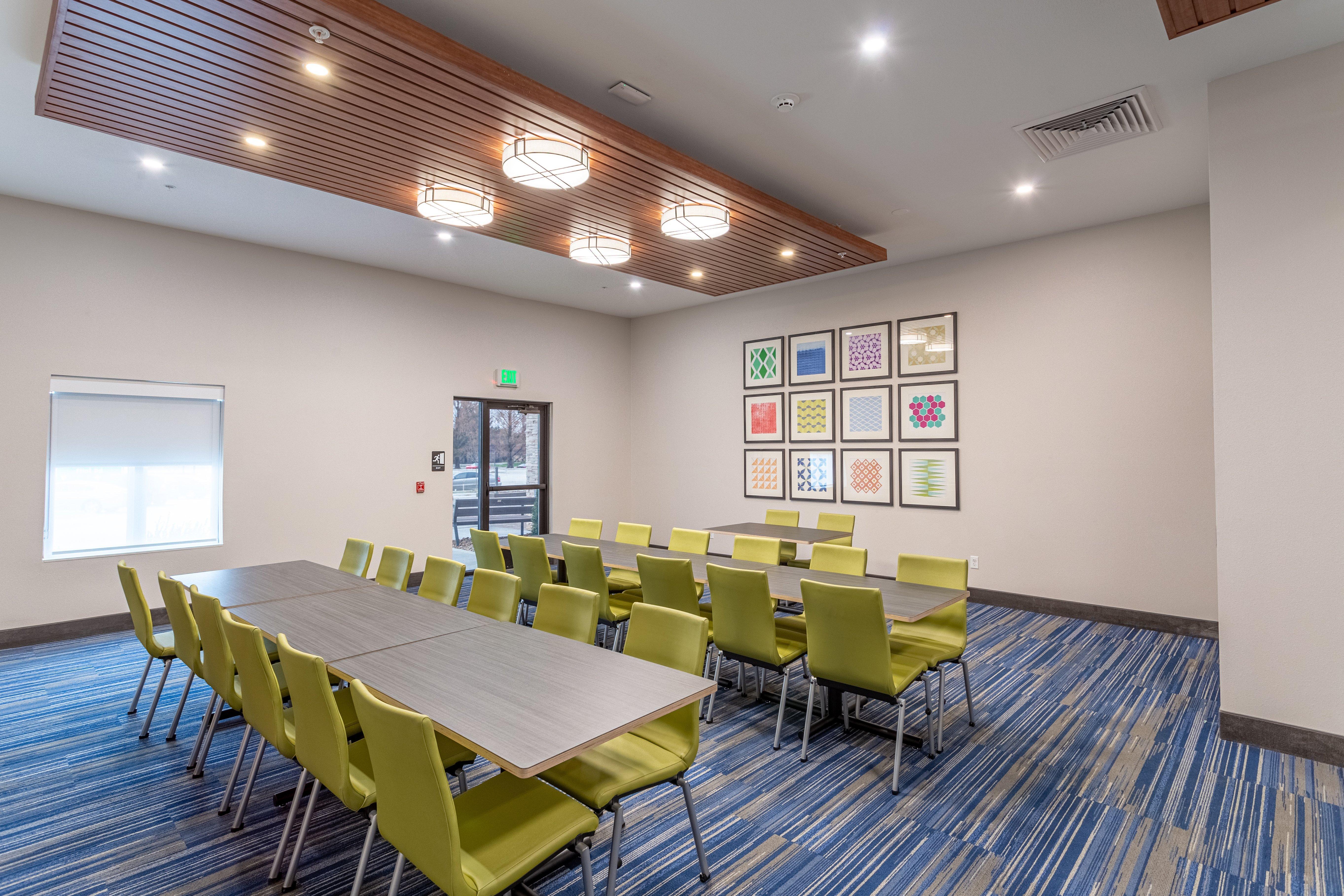 Holiday Inn Express & Suites - Columbus - Worthington By Ihg Exteriör bild